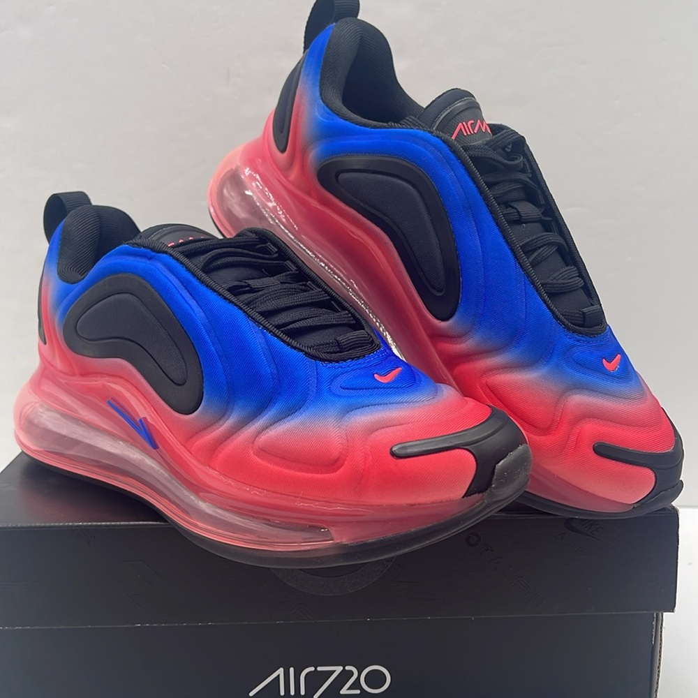 Nike WMNS NIKE AIR MAX 720
BLACK/RACER BLUE-FLASH CRIMSON
AQ3196 013 Sneakers - Picture 4 of 16